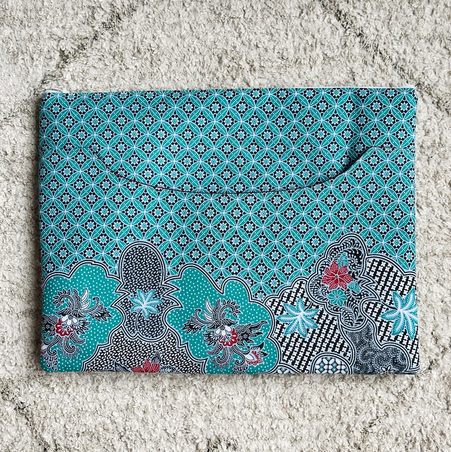 Batik Laptop Sleeve 13" - 14"