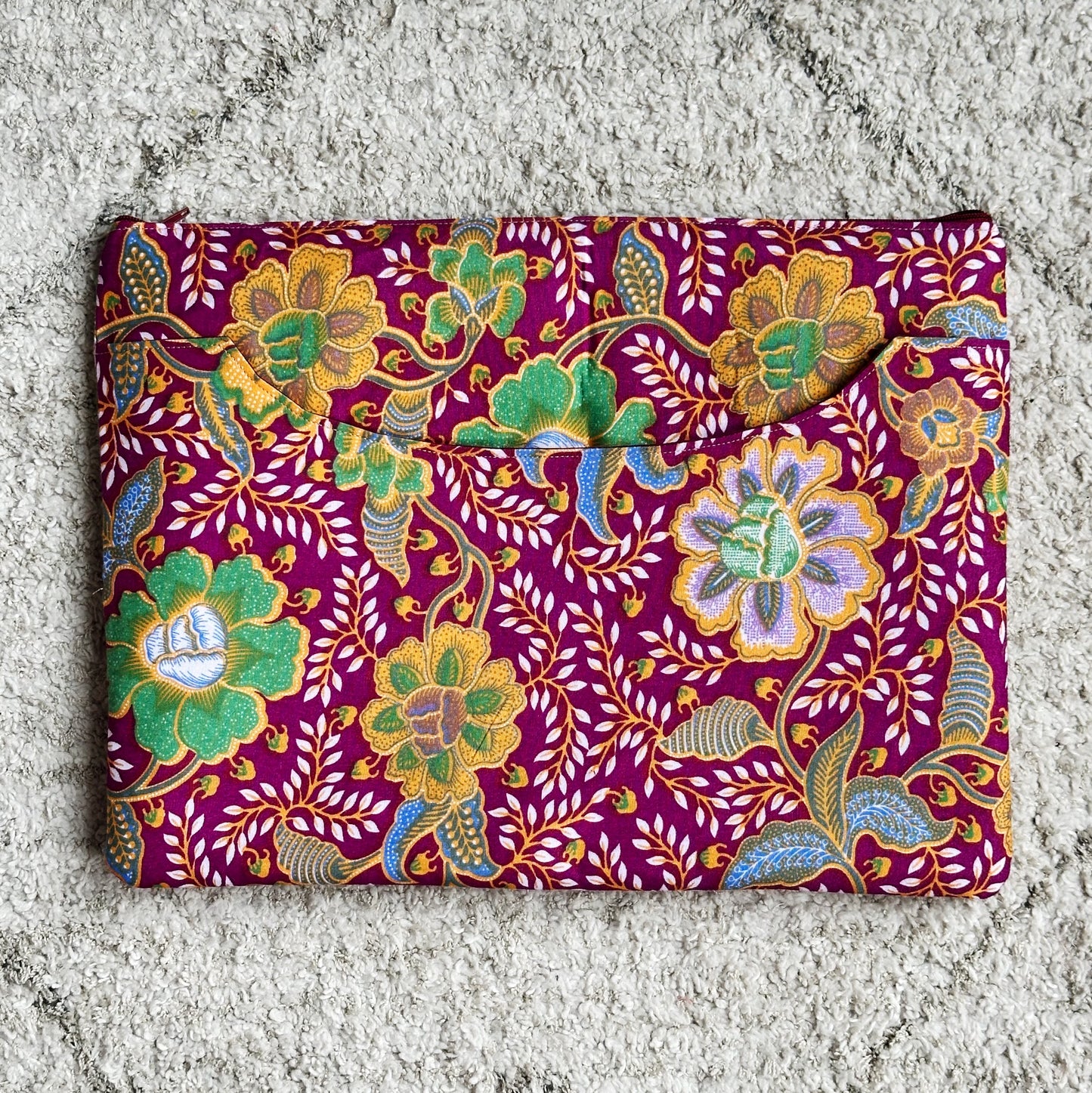 Batik Laptop Sleeve 13" - 14"