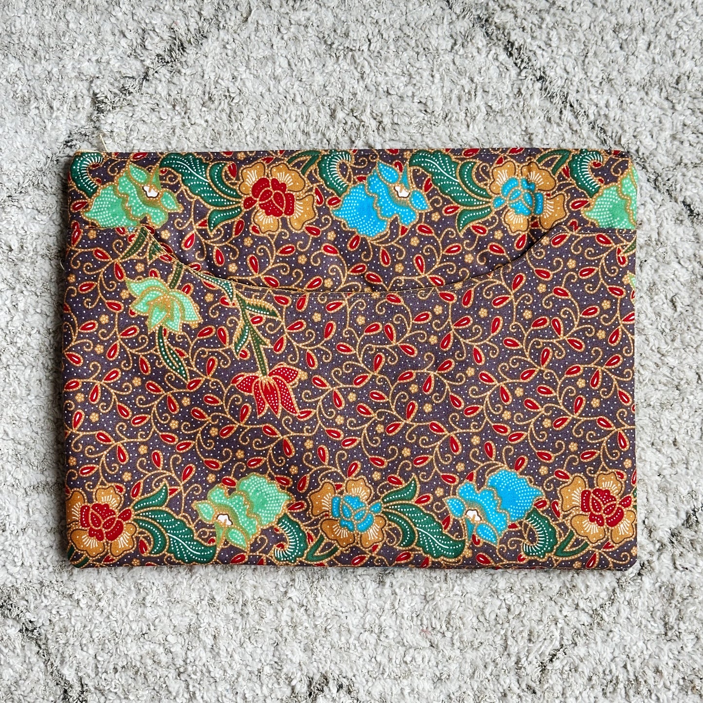 Batik Laptop Sleeve 13" - 14"