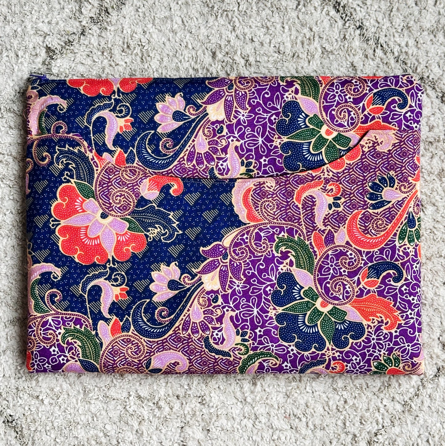 Batik Laptop Sleeve 13" - 14"